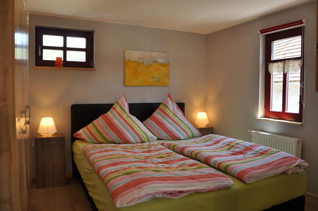 Apartamento Café Landart im Thüringer Finistère Plaue  Habitación foto