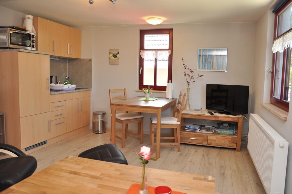 Apartamento Café Landart im Thüringer Finistère Plaue  Habitación foto