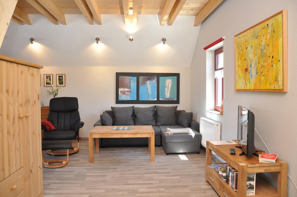Apartamento Café Landart im Thüringer Finistère Plaue  Habitación foto