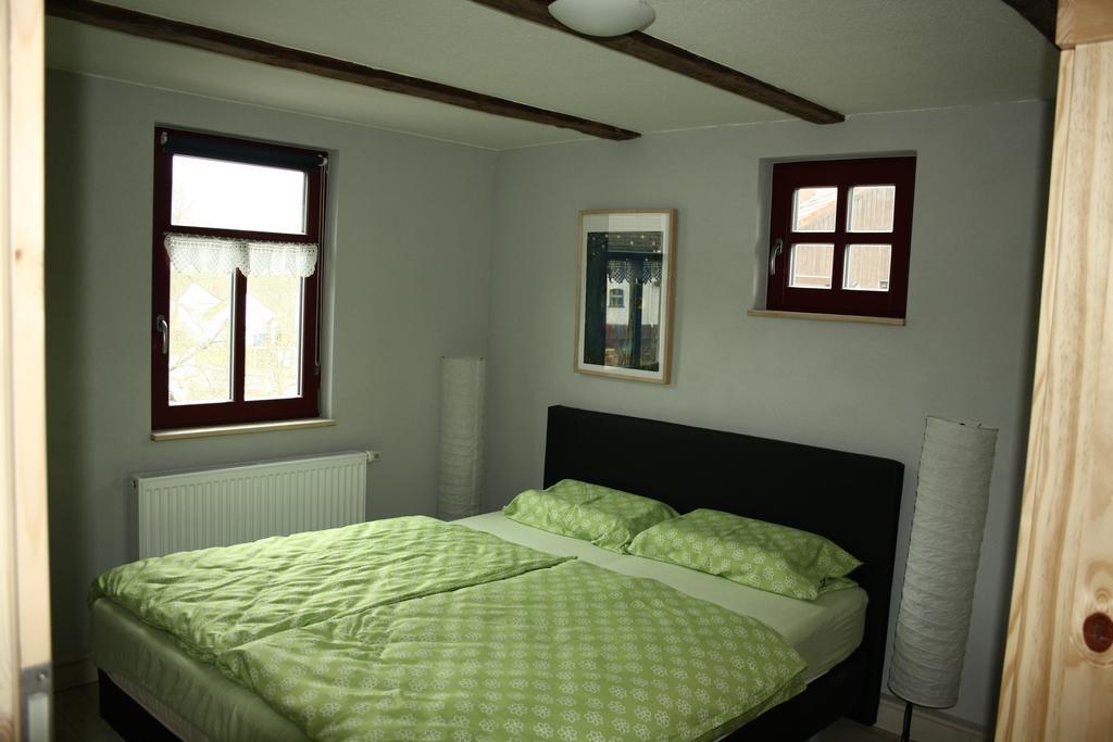 Apartamento Café Landart im Thüringer Finistère Plaue  Habitación foto